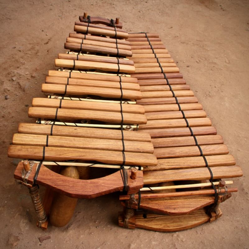 Balafon para interpretar todos os estilos deBalafon para interpretar todos os estilos de  